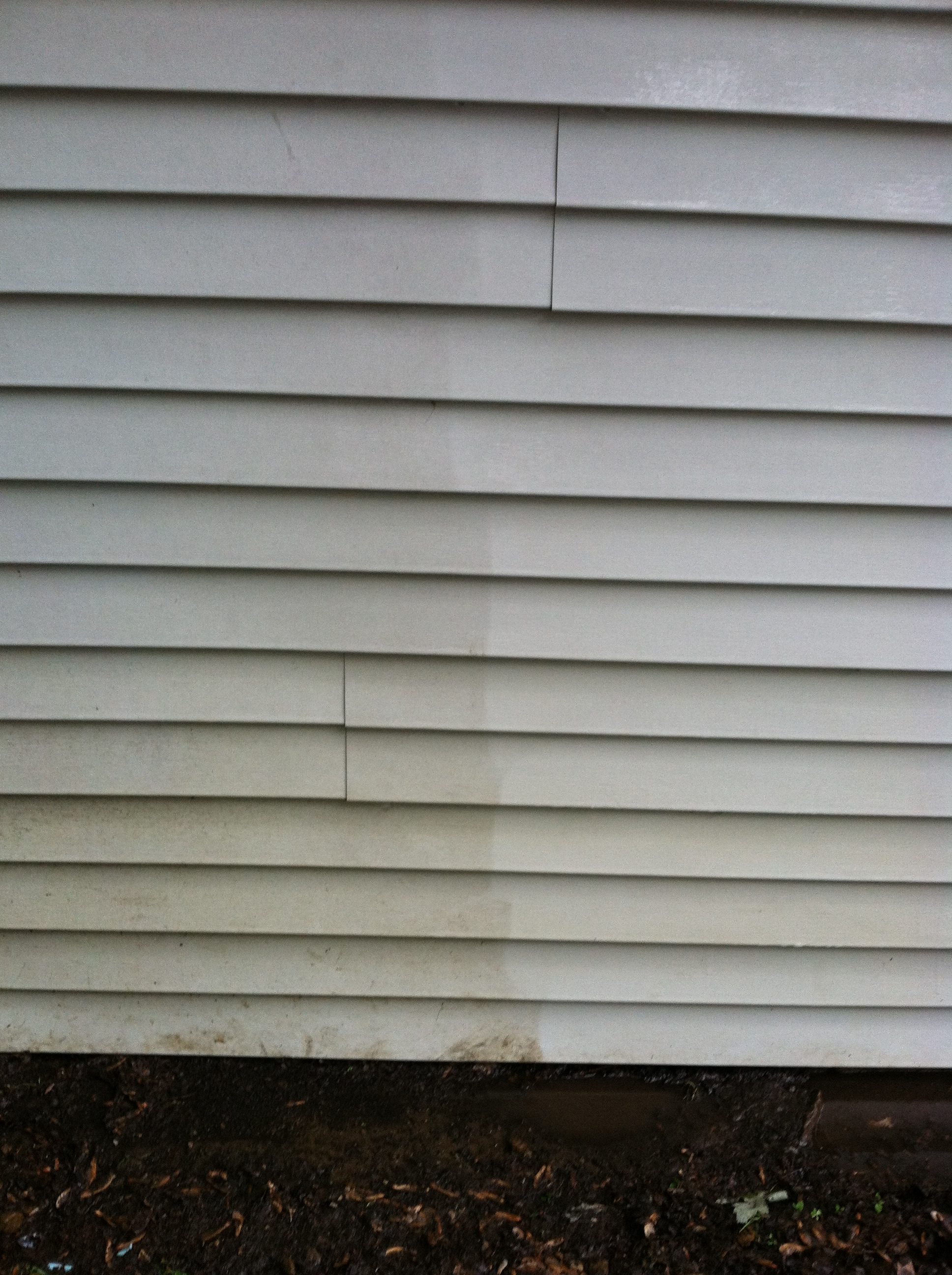 During - Direct Comparison Between Dirty and Clean Vinyl Siding